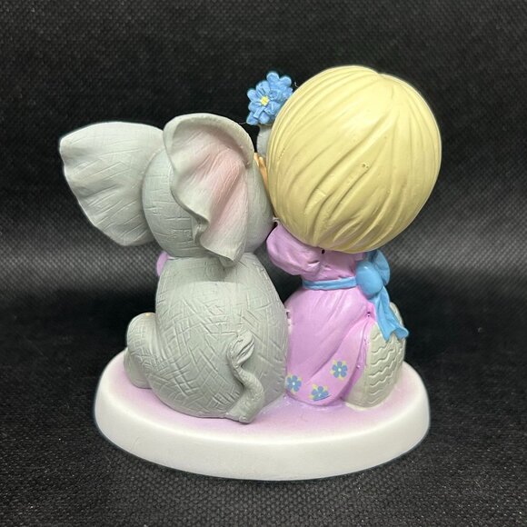Precious Moments Hamilton Collection "Love Never Forgets" figurine - Picture 2 of 3